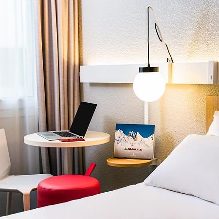Hotel Ibis Saint Rambert D'Albon Esterno foto